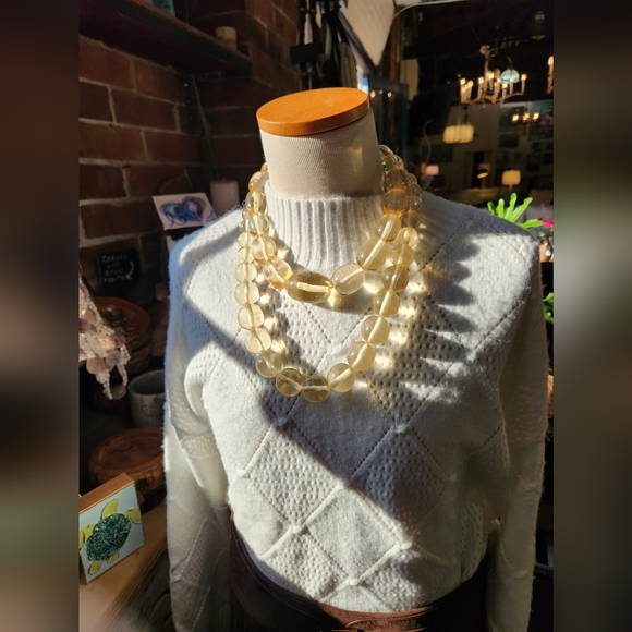 Chunky Acrylic Statement Necklace w/Screw Clasp - Rounds - Picture 4 of 15